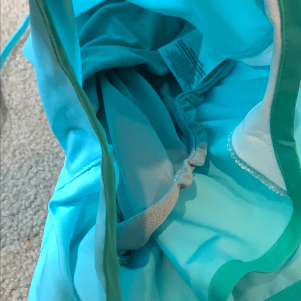 WOMENS NIKE RUNNING SHORTS - Picture 4 of 4